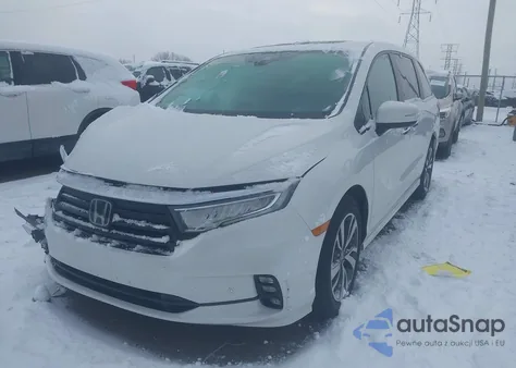 2022 Honda Odyssey Touring z USA, uszkodzony, nr VIN 5FNRL6H8XNB026593